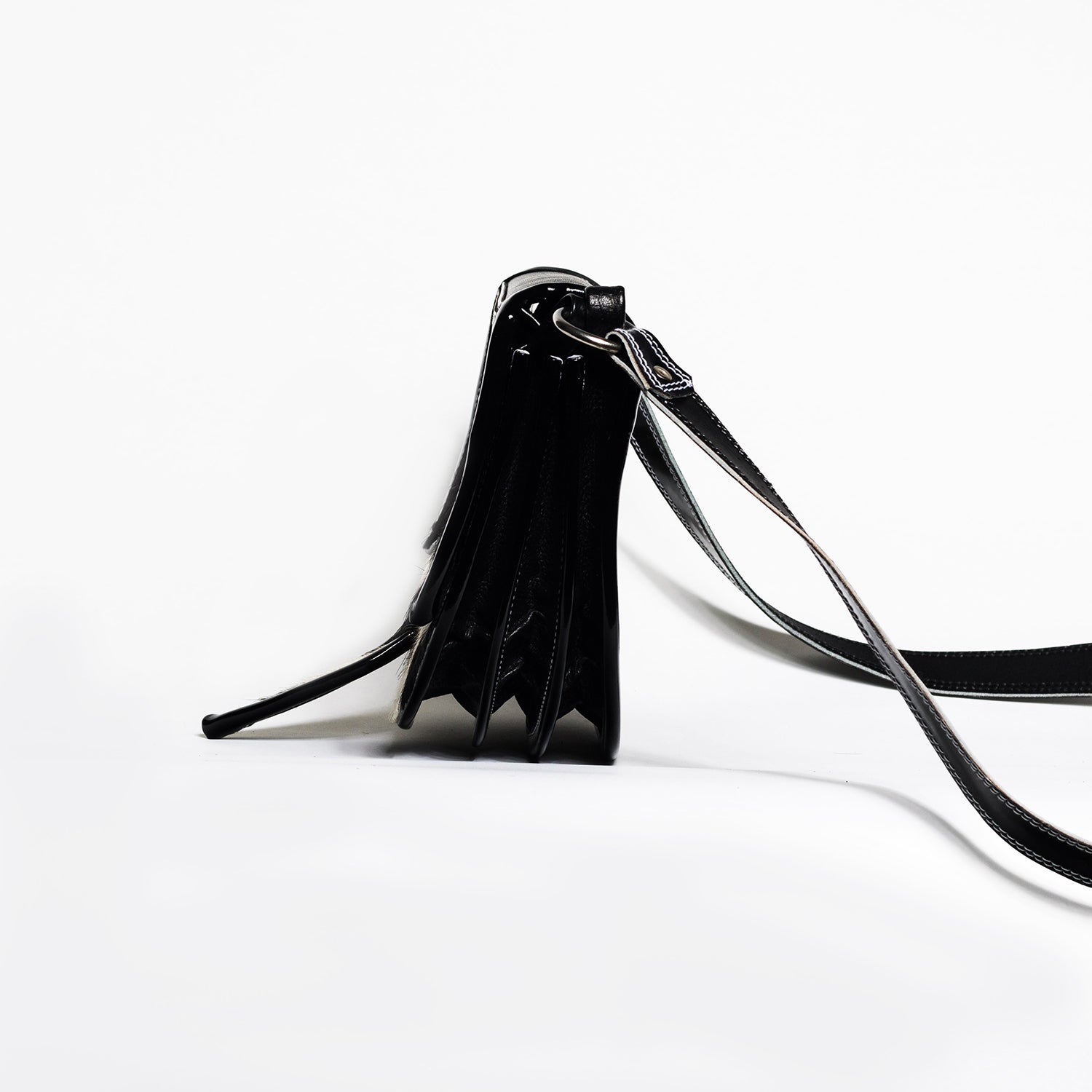 La Dama Crossbody Leather Cowhide Bag, Black